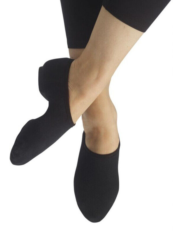 JAZZ DANCE SHOES ON SALE at Act 1 Chatham Kent Shop local Kids Youth Chatham Kent Kijiji Classifieds