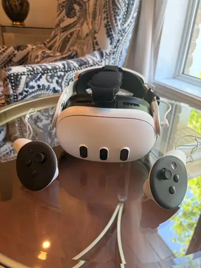 Français : Meta Quest 3 – Presque neuf, plein d’accessoires premium ! Je vends mon Meta Quest 3 très...