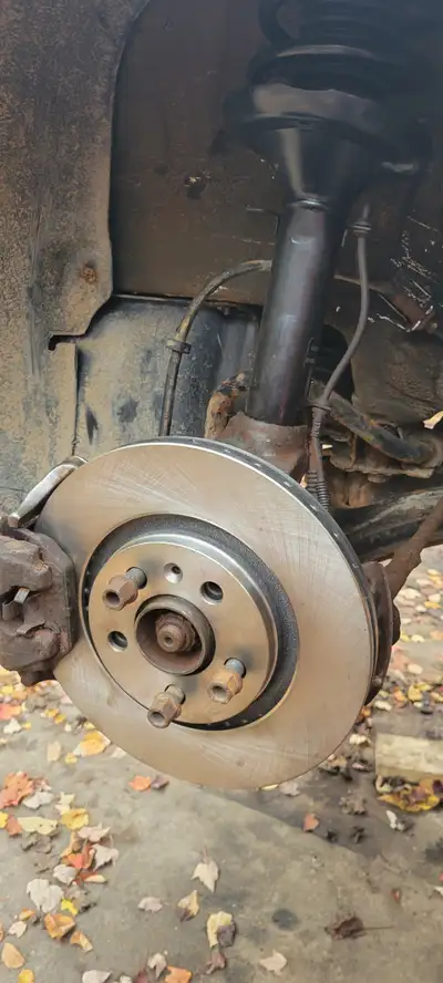 2002 golf diesel, lots of new parts. new injection pump