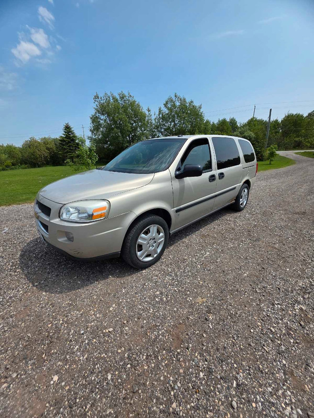 2008 CHEVROLET UPLANDER in Cars & Trucks in Oakville / Halton Region