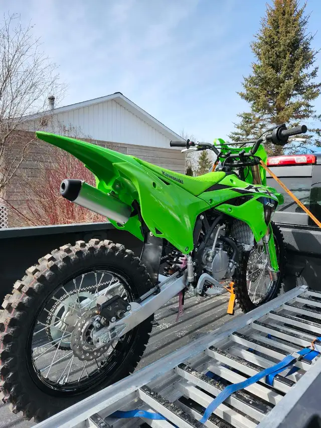 New Kawasaki kx112  in Dirt Bikes & Motocross in Sudbury - Image 4