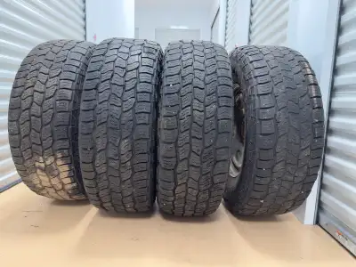 Dodge/ Chrysler rims 80% of tread Set of 4 Tires with rims 190$ for all Winter tires Cooper Discover...