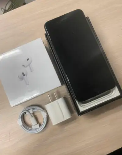 iPhone XS 64GB **Airpods/Fast Charger/Delivered*