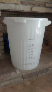 Food grade white 80 L container wine or beer making