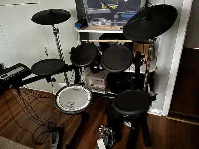Roland TD3 Electronic drum kit., View more