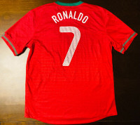 2012-2014 Portugal World Cup Home Jersey - Cristiano Ronaldo - L