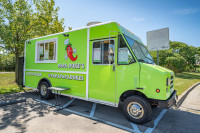 Food truck business with prime location For Sale