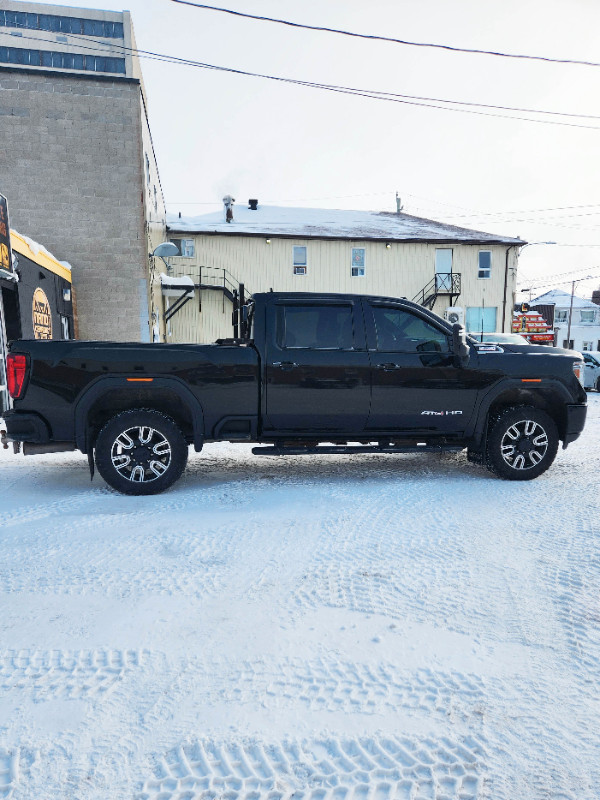 2020 GMC 2500HD AT4HD in Cars & Trucks in Timmins - Image 3