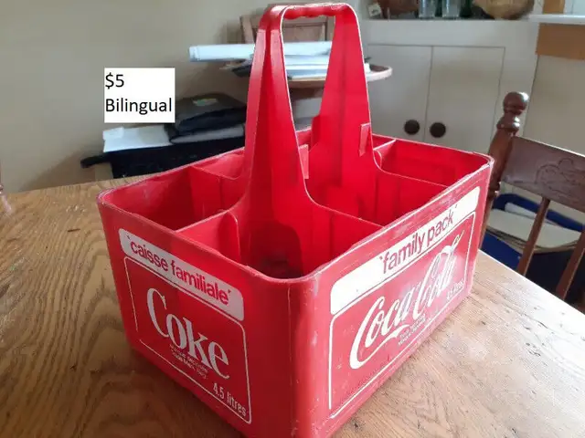 3 Plastic softdrink bottle carriers in Arts & Collectibles in London - Image 5