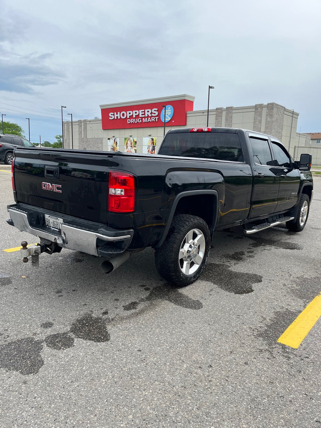 2018 2500hd duramax in Cars & Trucks in Oakville / Halton Region - Image 3