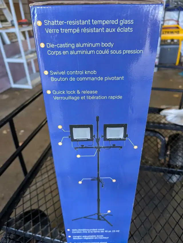 garage/outdoor light in Outdoor Lighting in Markham / York Region - Image 3