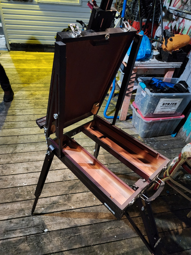 French Folding Easel/stashbox Art Supplies Man-Portable in Hobbies & Crafts in City of Toronto - Image 3