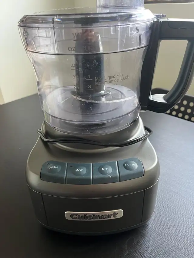 cusinart food processor  in Processors, Blenders & Juicers in Cambridge - Image 6