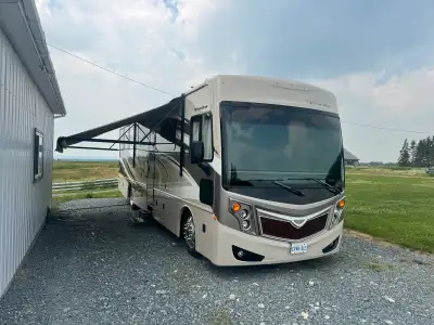 Selling our 2014 Fleetwood excursion 35 E Perfect family RV with a 6.7 Cummins diesel pusher, measur...