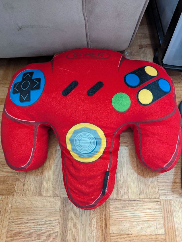 Video game pillows  in Other in Winnipeg - Image 4