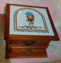 Holly Hobbie Vintage/Collectable Tile Inlay Jewellery Box