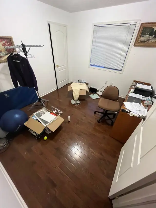 FURNISHED PRIVATE ROOM AVAILABLE IN MISSISSAUGA