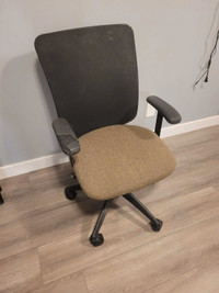Computer Chair  - Can Deliver 