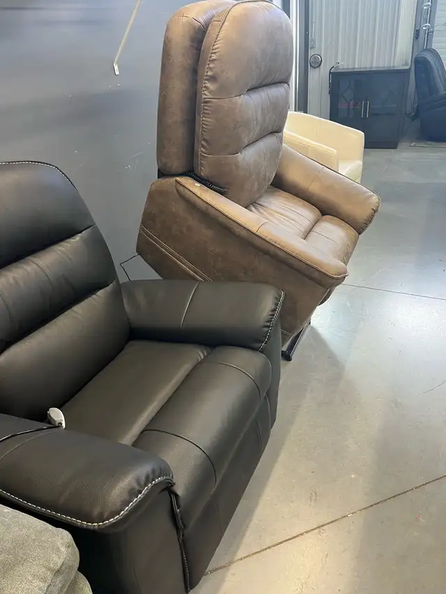 Brand new lift chair power reclining 62863281796865123
