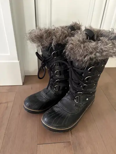  Sorel boots for women size 8, View more