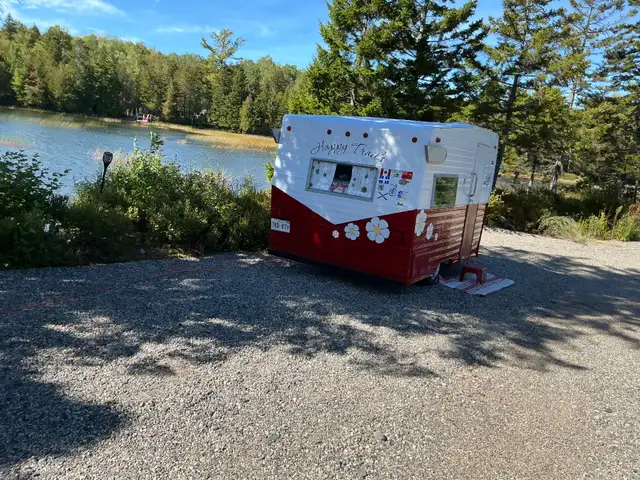 Early 60’s Shasta Camper in Travel Trailers & Campers in Fredericton - Image 11