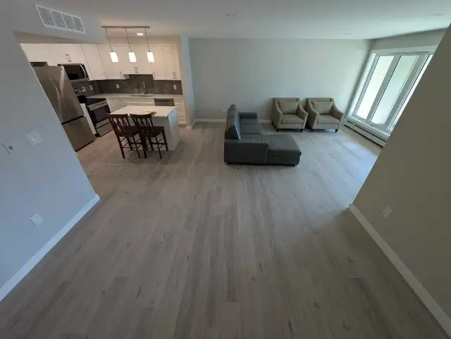 Brand new condo near usask