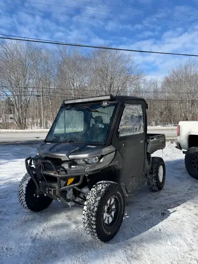 2017 canam defender xt HD10 brand new BRP flip out glass windshield new 30x9-15 BF GOODRICH all terr...