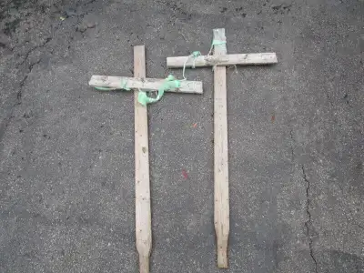 croix de cimetière décoration extérieur de Hallowee3, View more