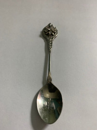 AVRIL (April) Diamond Birthstone Souvenir Spoon 4 1/2" VINTAGE
