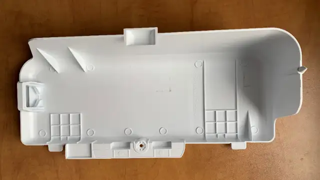 LG  Refrigerator Front Cover - Couvercle avant du réfrigérateur in Refrigerators in City of Montréal - Image 4