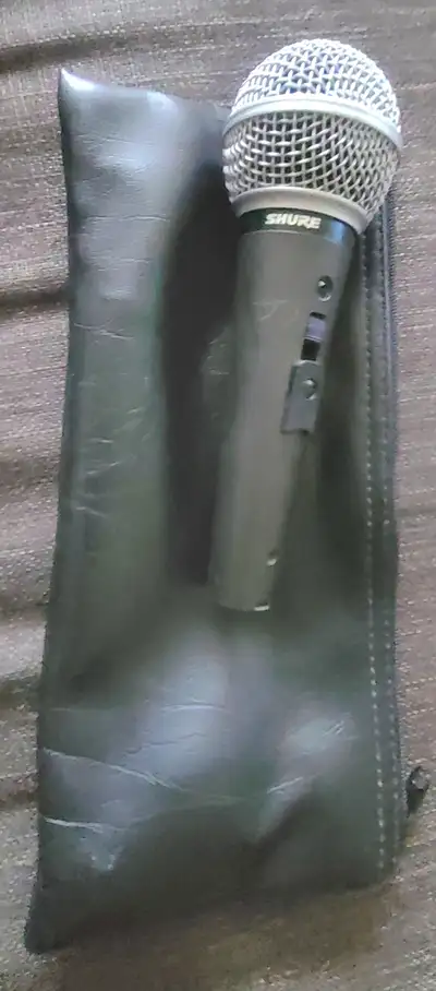 Shure SM48 Microphone with on/off switch, View more