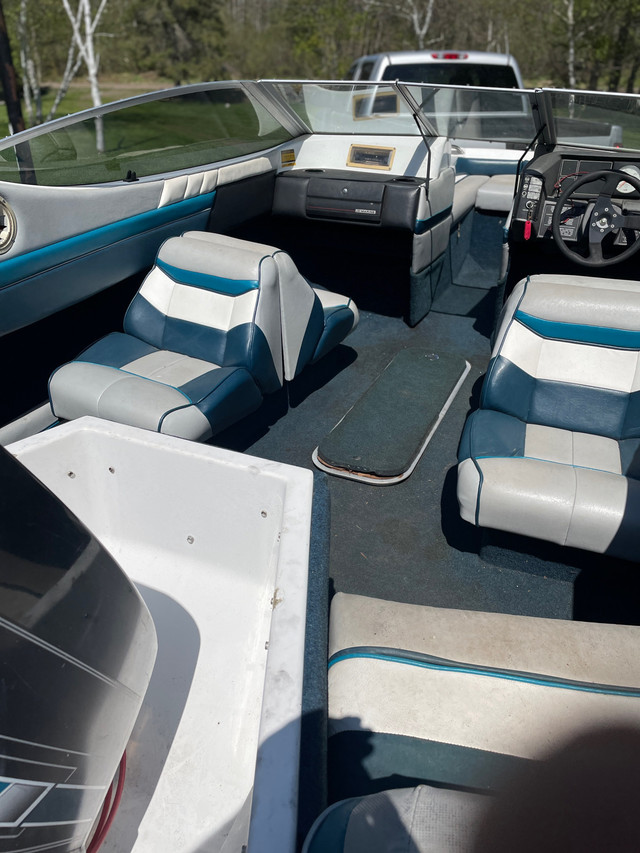 Bayliner  in Powerboats & Motorboats in Thunder Bay - Image 4