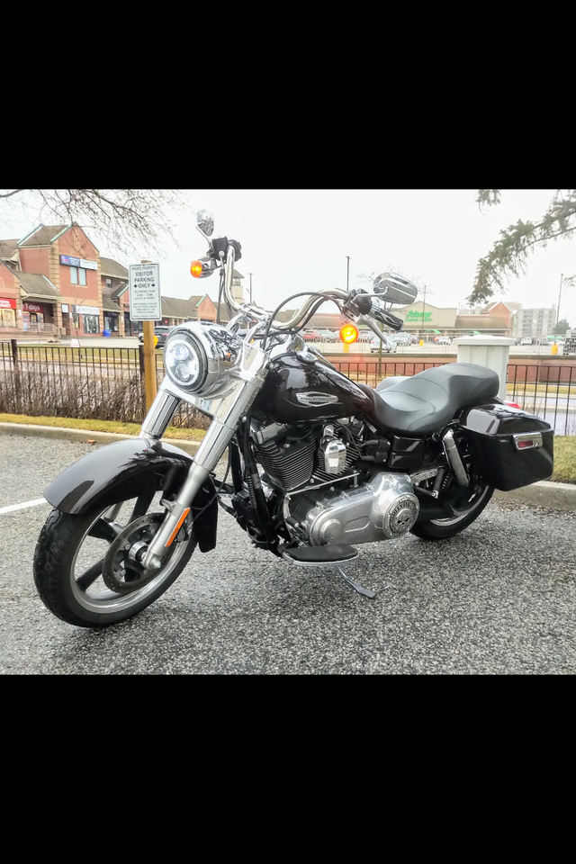 2014 Harley-Davidson Switchback FLD **LOW KMS** in Street, Cruisers & Choppers in Barrie - Image 4