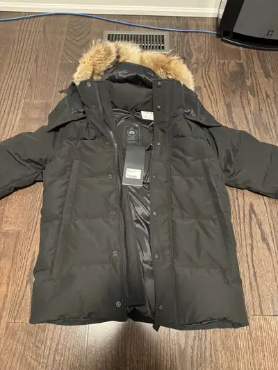 Canada Goose - Wyndham Parka Black Label - Mens Medium, View more