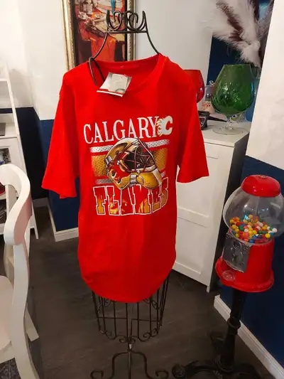 Calgary Flames youth t shirt xl , View more