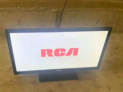 Clean RCA TV – Perfect for Room / Setup (Works Great), View more