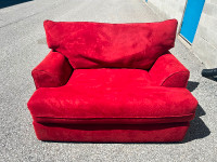 FREE DELIVERY• RED COZY LOVE SEAT / COUCH / SOFA