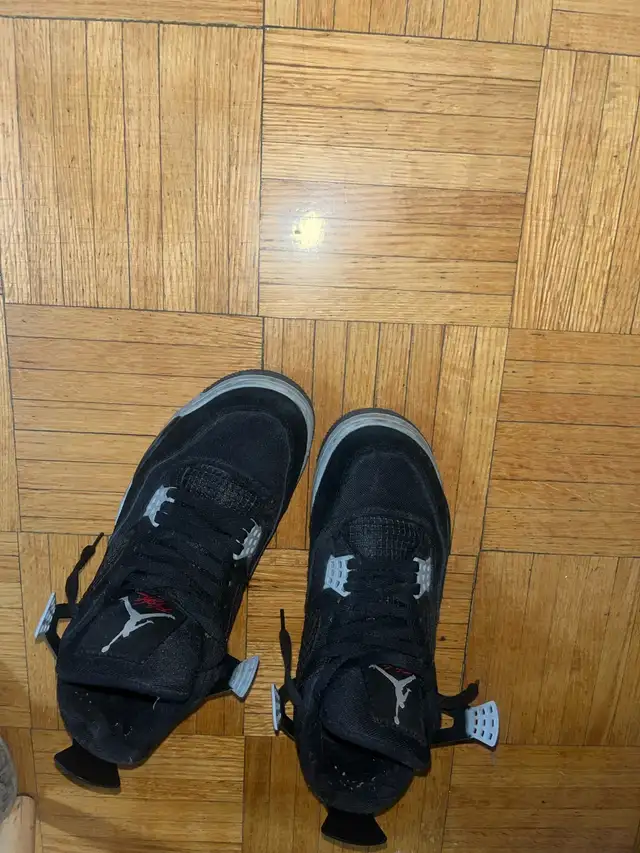 Jordan 4 in Men's Shoes in City of Toronto - Image 2
