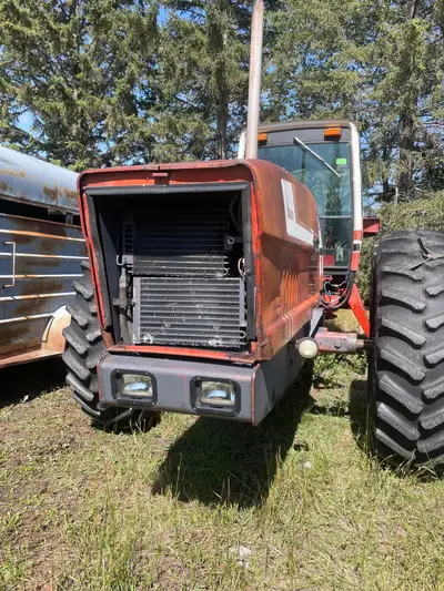 Looking for the front Screen/Grill for a 3388 International tractor. Other models of 2+2 tractors li...