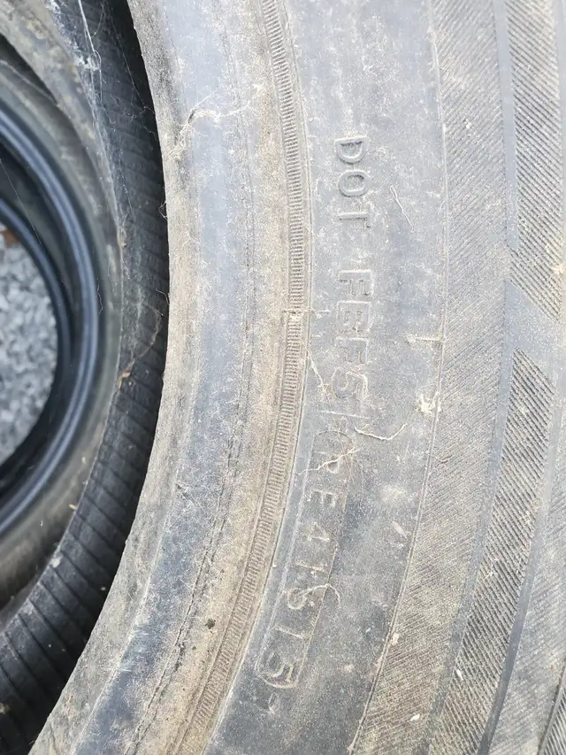 2- Yokohama Ice guard tires and 2- Hanook Kinergy All-Season res in Tires & Rims in Norfolk County - Image 3