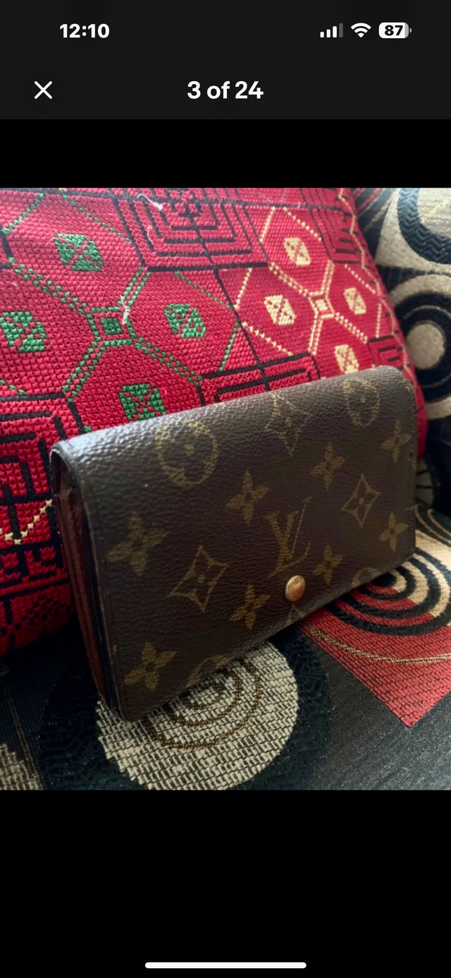 Authentic vs. Fake: Louis Vuitton Trademark Stamps - Academy by