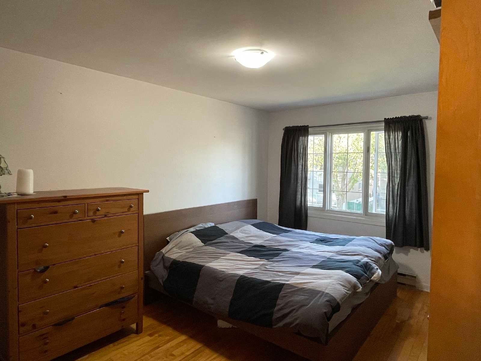 14e Avenue — photo 3