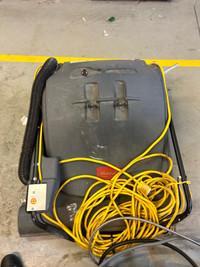 Selling Used 30" Wide Area Vacuum from Unisource
