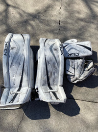 37” Goalie pads with Blocker and Trapper