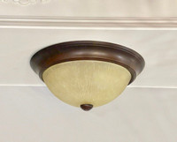 Decorative Classic Ceiling light fixture - excellent condition
