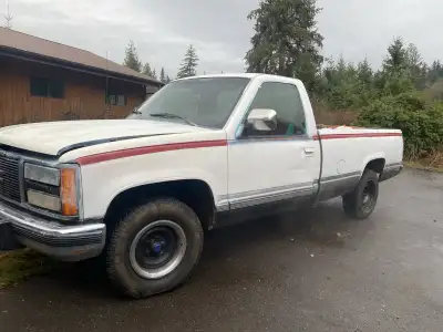 Besides the paint job, everything is original with this find, close to being collectors status for I...