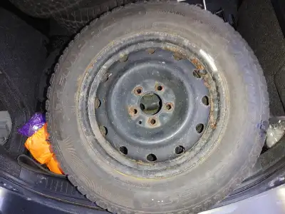 Winter tires 215/65R16 MODEL : Winter Quest Tempra On steel rims 5x114. 3 bolt pattern 70.5 bore dia...