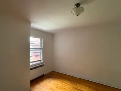 4 1/2 apartment with 1 closed bedroom, living room, dining room, and kitchen. Bright, art deco style...