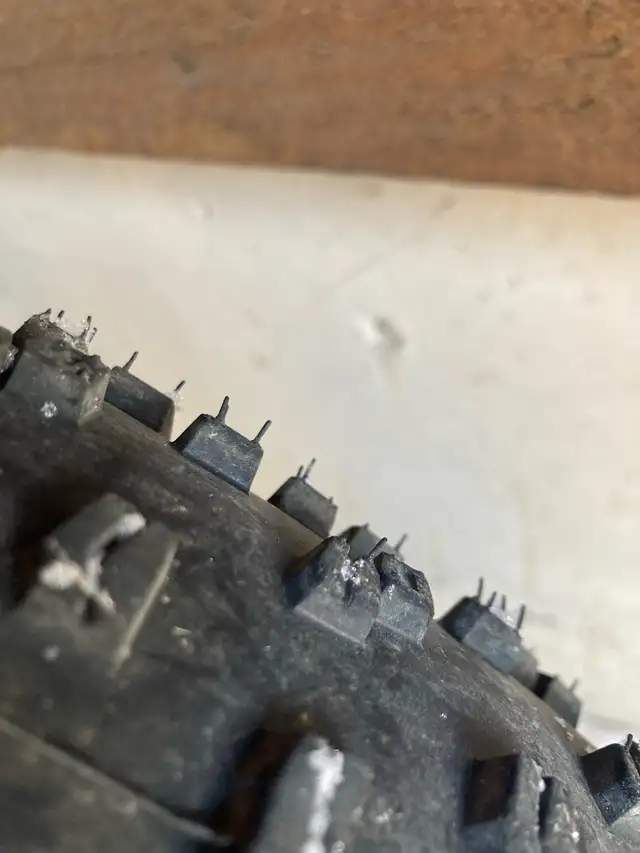 Men’s Specialized Fat Bike -large in Other in Gatineau - Image 7