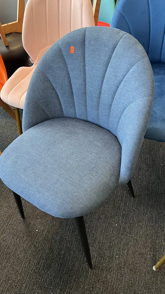 restaurant dining chairs wholesale in Chairs & Recliners in Markham / York Region - Image 8